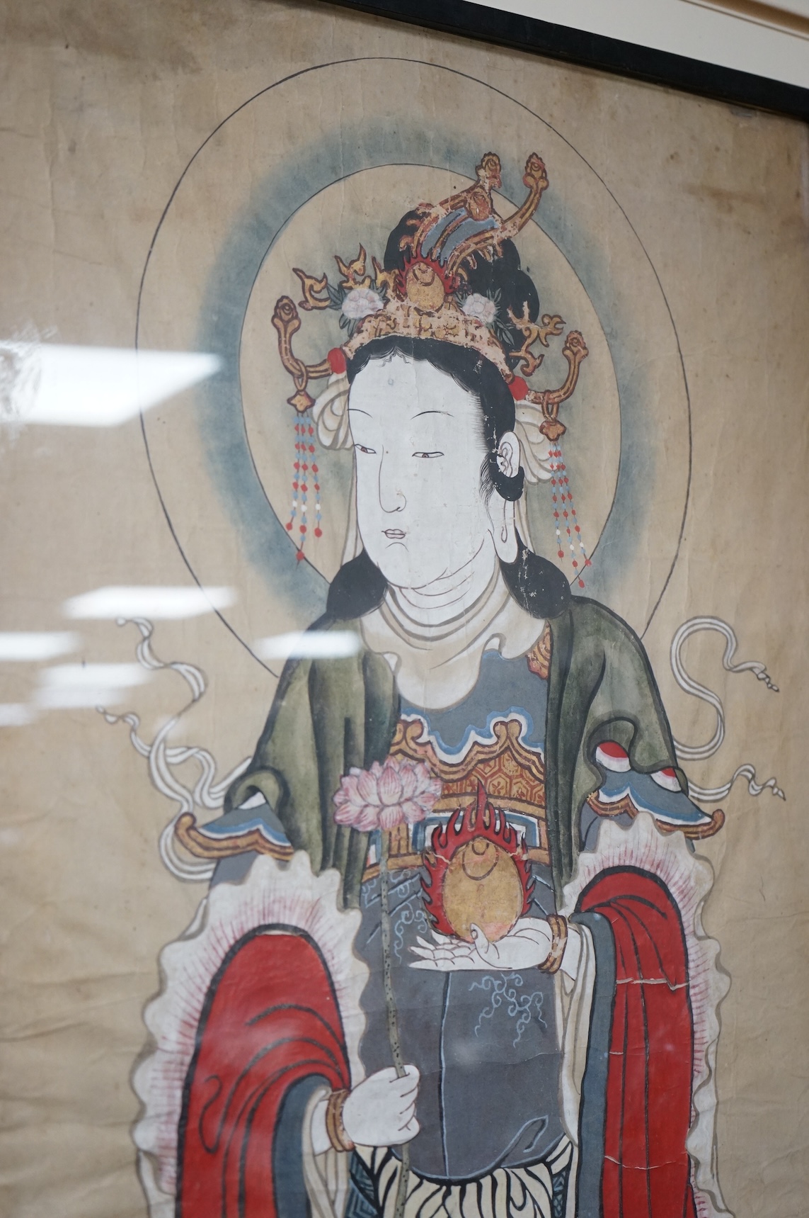 A Japanese painting of a Bodhisattva, 91 x 43cm
